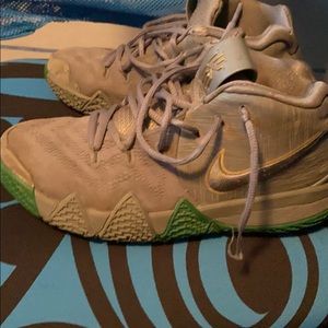 Nike kyrie 4